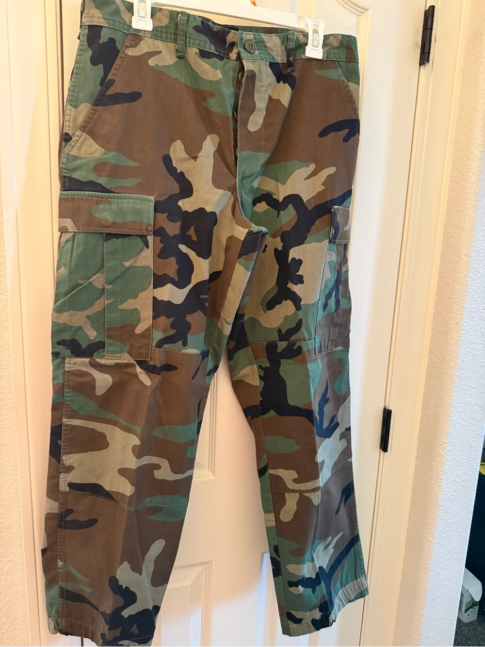 Men's Camo Cargo Pants - Green Woodland